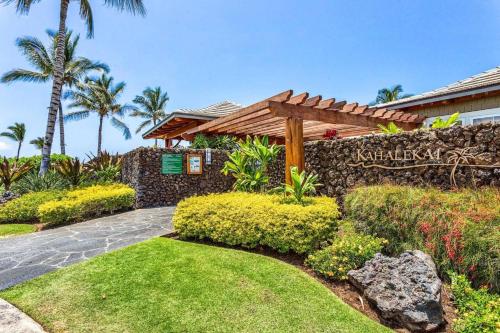 Hale Pikake in Waikui (HI)