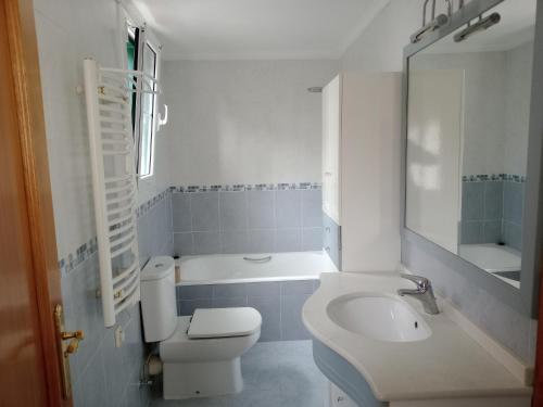 浴室, Spacieux T4 Cœur de ville in 昂代伊市中心