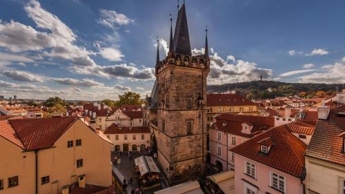 Amazing Charles Bridge Apartment