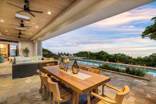 Lokahi Orchards - 5 bedroom mountain retreat in Kona in Honalo (HI)