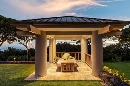 Lokahi Orchards - 5 bedroom mountain retreat in Kona in Honalo (HI)