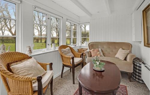  Two-Bedroom Holiday Home In Krusa in Kruså