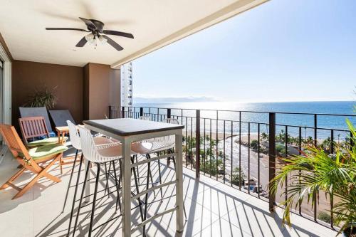 Luxury Oceanfront 5 Pools Restaurant BBQ Sunsets in Puerto Vallarta, Mexico