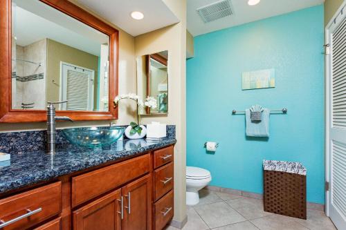 Cool & Quiet Wailea Oasis, Big Lanai + Two Pools - Tap to explore photos