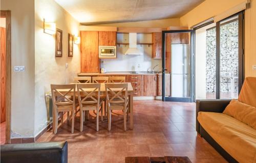  Nice Apartment In Valencia De Alcantara in Valencia de Alcántara