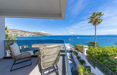 Beautiful Home In Okrug Gornji