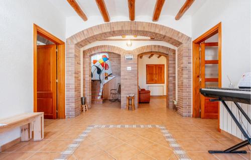 Viesnīcas āriene, Cozy Home In Guardiola De Fontrubí With Sauna (Cozy Home In Guardiola De Fontrubi With Sauna) in San Quintin de Mediona