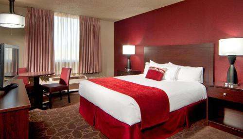 1 queen bed