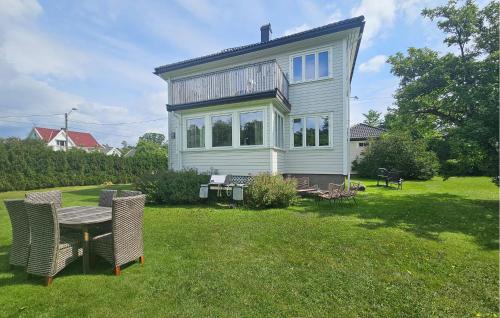 . 2 Bedroom Stunning Apartment In Tjøme