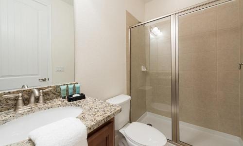 Charming 6 Bdrm Property with Private Spa in Encore - Tap to explore photos