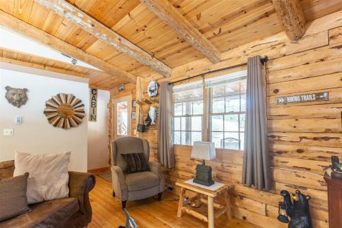 Tenderfoot Creek Cabin - image 6