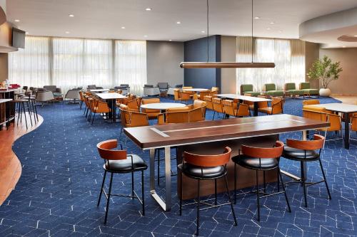 ห้องอาหาร, Courtyard by Marriott Vallejo Napa Valley in วัลเลโฮ (CA)