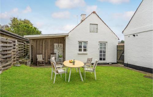  Awesome Apartment In Blokhus With Wifi in Blokhus