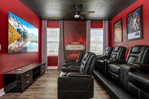 Heated pool Game Room Reunion 6MI to Disney