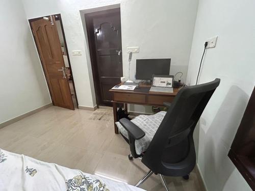 Little Country Home in Kodanad