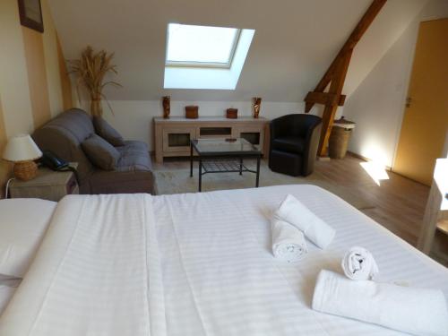 1 double bed, 1 sofa bed