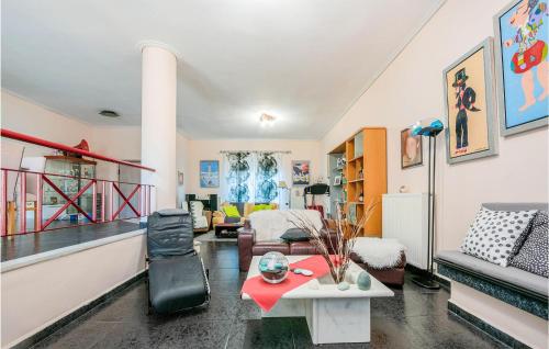 Stunning Home In Lechaio Corinthias in Lechaio