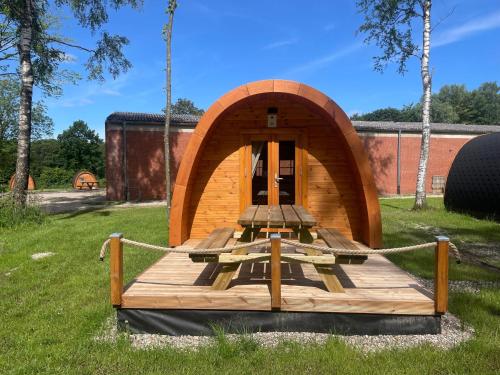 46 Camping Pod