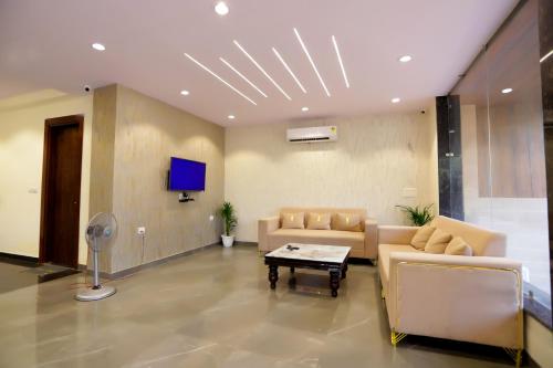 THE ROYAL VILLA - Noida Sector 70 3