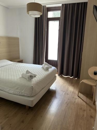 1 double bed