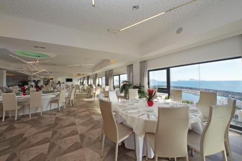 Hotel Poseidon By Class Hotel Group in Торре дель Греко