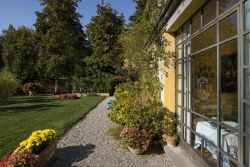 Al Porto Di Lucca B&B - image 12