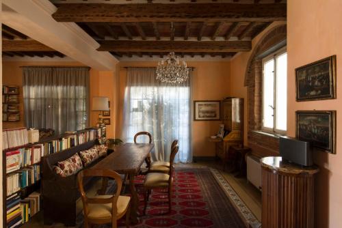 Al Porto Di Lucca B&B - image 4