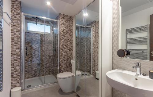Two-Bedroom Apartment image 4