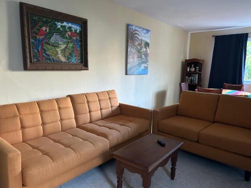Family Room image 9