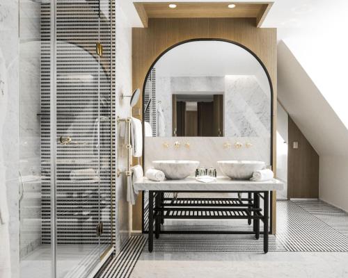 Hôtel Vernet Champs Elysées Paris