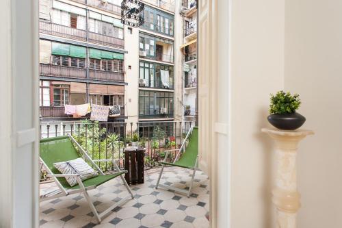 Catalan Music Palace with private terrace - image 3