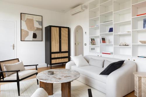 Pick A Flat's Apartments in Saint Louis - Quai des Orfèvres 2