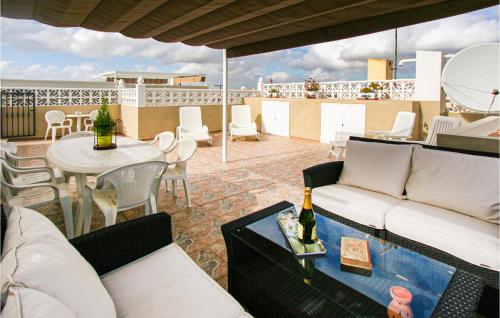 Pemandangan luar, Stunning Apartment In Torrevieja in El Chaparral