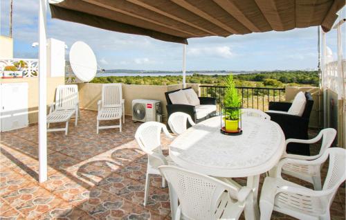 Pemandangan luar, Stunning Apartment In Torrevieja in El Chaparral