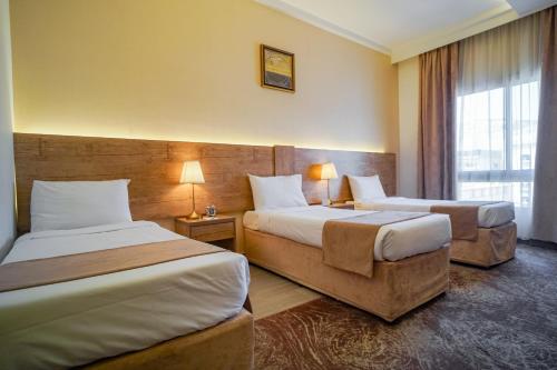 Triple Room image 3