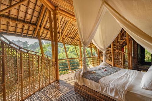 Sunrise House 3bd Bamboo Villa Pool