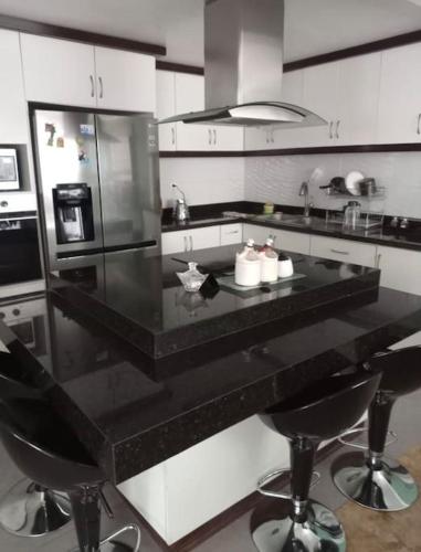 Amplia casa urbanización privada (Amplia casa urbanizacion privada) in เอลกอนดาโด