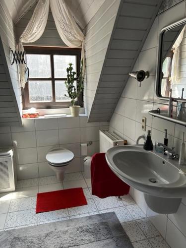 Doppelzimmer mit Gemeinschaftsbad in Nürnberg Fischbach, Nürnberg (photo 4)