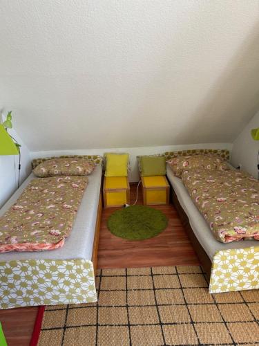 Doppelzimmer mit Gemeinschaftsbad in Nürnberg Fischbach, Nürnberg (photo 3)