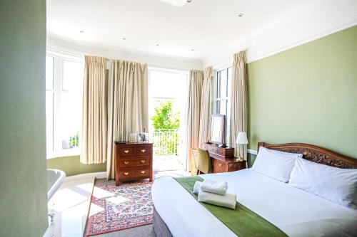 The Wellington Hotel 2