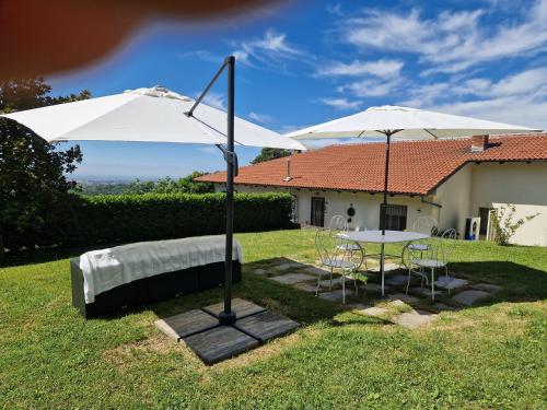 Aed, Bellaveduta Holidays Home in Pino Torinese