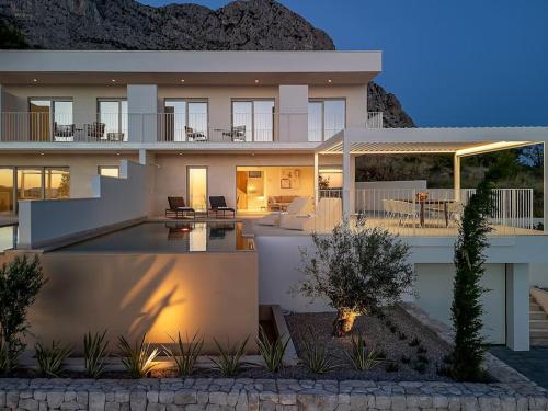 Villa Ester - Stunning View ! - Makarska Exklusiv, Podgora (foto 2)