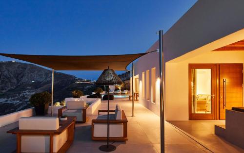 Kamini White I Villa in Exo Gonia