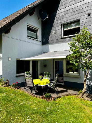 Deine-Eifel-Ferienwohnung in Feusdorf, Deutschland