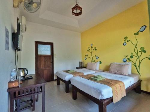 บ้านไม้คนเมือง Baan Mai Kon Muang Pai Resort