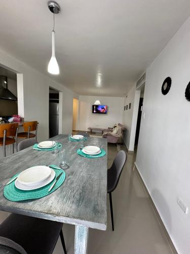 Comodo apartamento Familiar totalmente equipado con estrategica ubicacion Isla de Margarita in Margarita Island