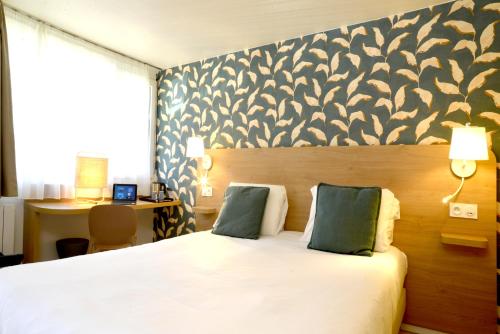 Kyriad Honfleur - La Riviere Saint Sauveur in องเฟลอ