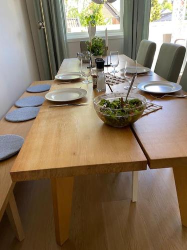 Flott enebolig, med 3 soverom og 2 bad, med kort vei til sentrum in Nordstrand