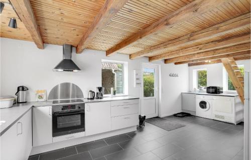 Kitchen, Holiday Home Arup Byvej in Snedsted