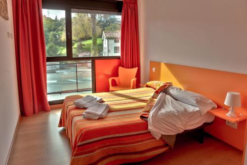 One-Bedroom Apartment (2 Adults)